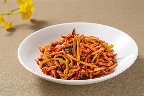 国产肉丝,传承美味,创新发展的民族美食传奇
